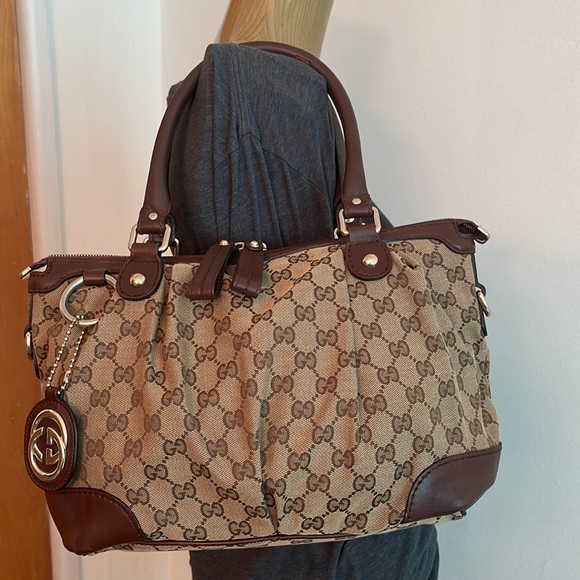 GUCCI GG Canvas Sukey Satchel - Picture 3 of 11